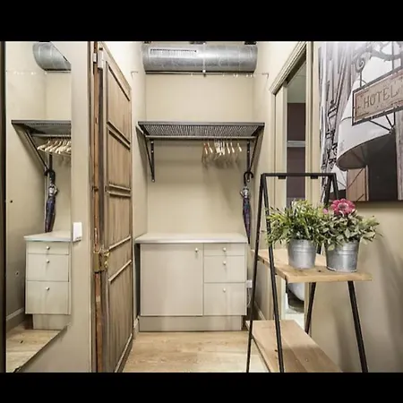 Beautiful Studio In El Born Barcelona