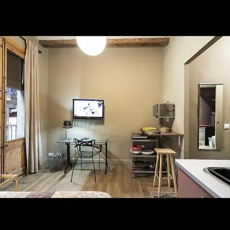 Beautiful Studio In El Born Apartment *